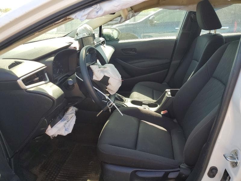 2025 TOYOTA COROLLA LE 7
