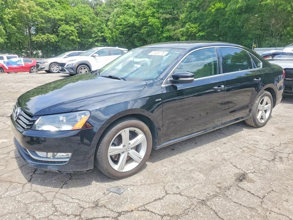 2015 VOLKSWAGEN PASSAT S - 1