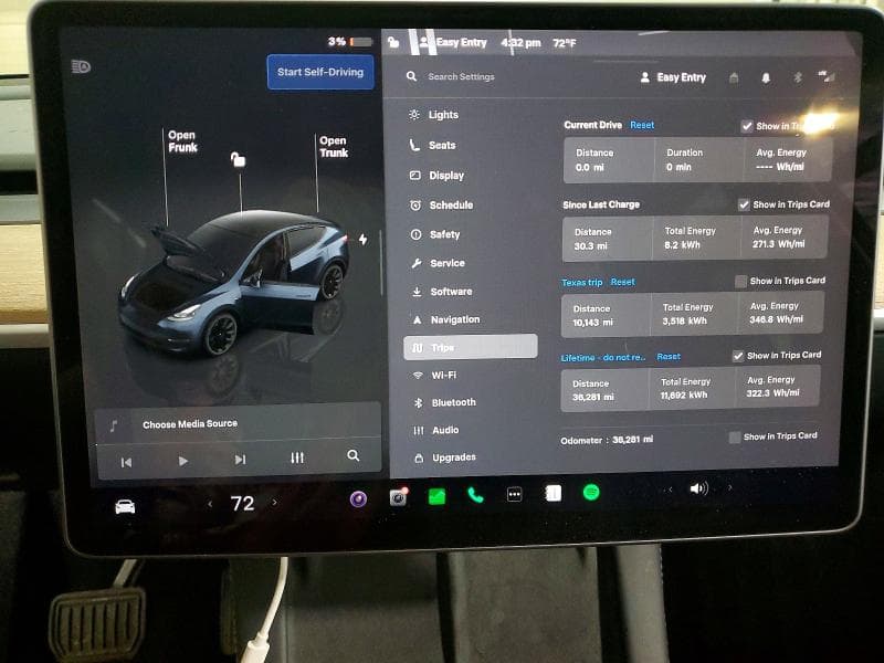 2024 TESLA MODEL Y 9