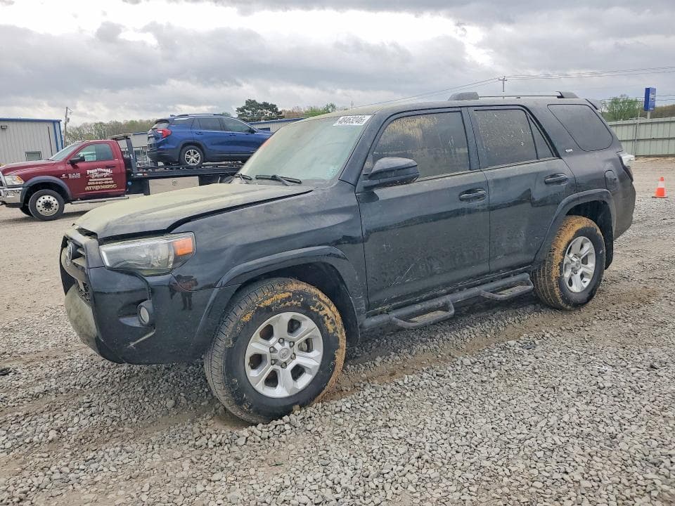 2020 TOYOTA 4RUNNER SR5 - 1