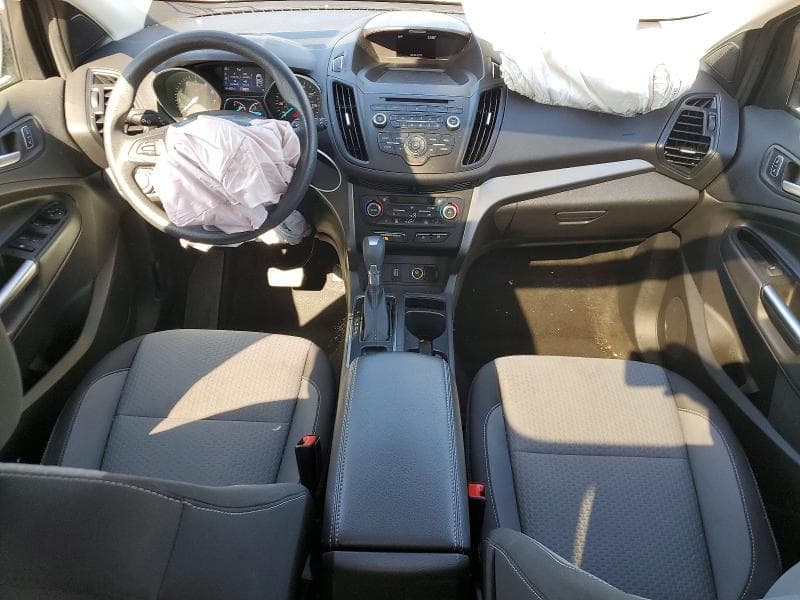 2017 FORD ESCAPE SE 8