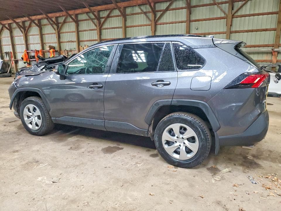 2021 TOYOTA RAV4 LE 2