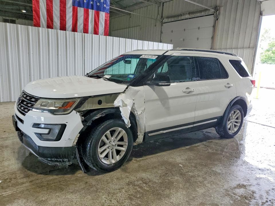 2017 FORD EXPLORER XLT - 1