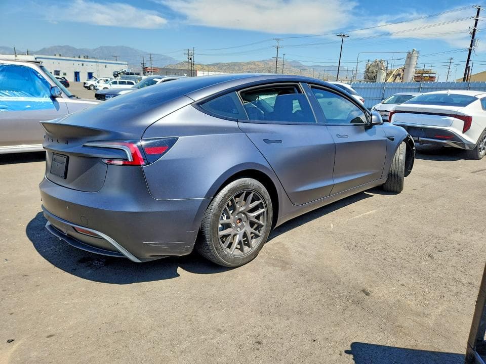 2024 TESLA MODEL 3 3