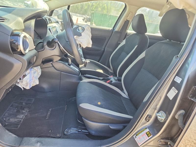 2021 NISSAN VERSA SV 7
