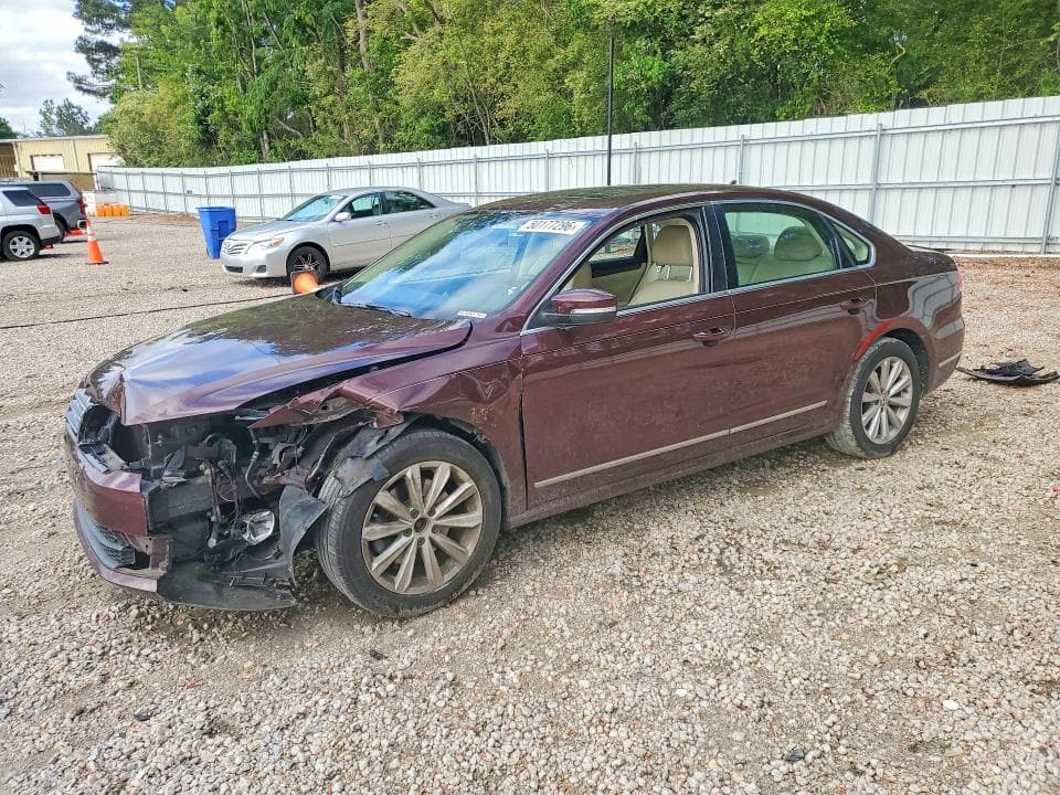 2013 VOLKSWAGEN PASSAT - 1