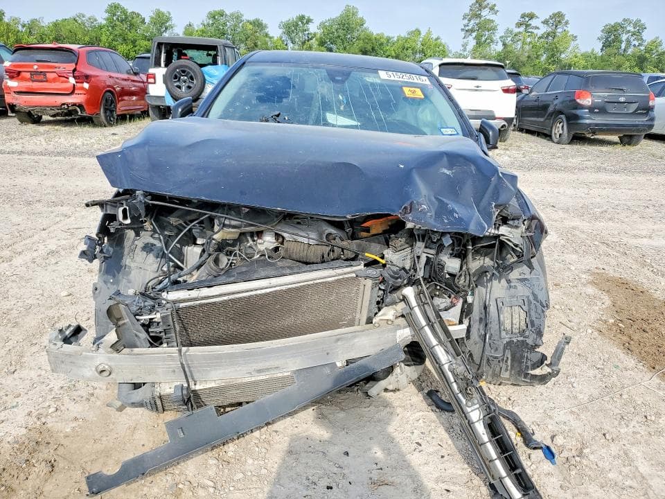 2017 INFINITI QX30 BASE 5