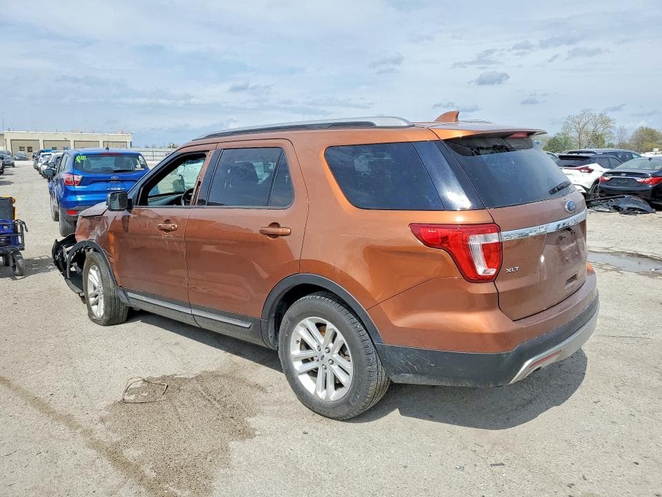 2017 FORD EXPLORER XLT 2