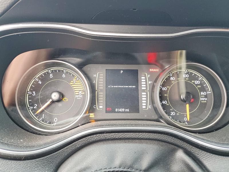 2019 JEEP CHEROKEE LATITUDE PLUS 9