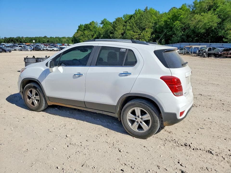 2017 CHEVROLET TRAX 1LT 2