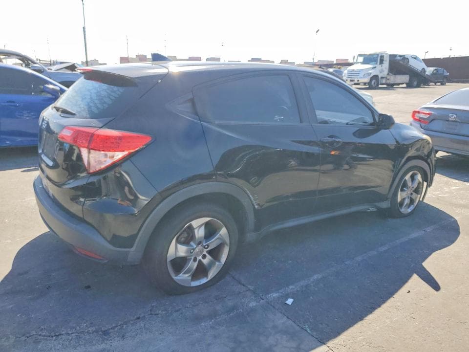 2017 HONDA HR-V LX 3