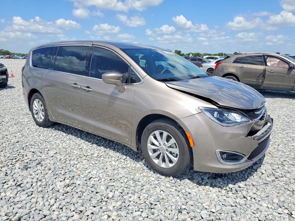 2018 CHRYSLER PACIFICA TOURING PLUS 4