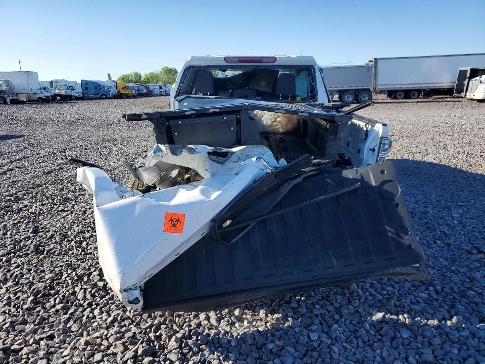 2025 CHEVROLET SILVERADO K1500 6