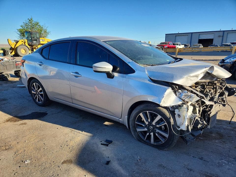 2021 NISSAN VERSA SV 4