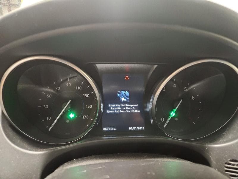 2017 JAGUAR XE PREMIUM 9