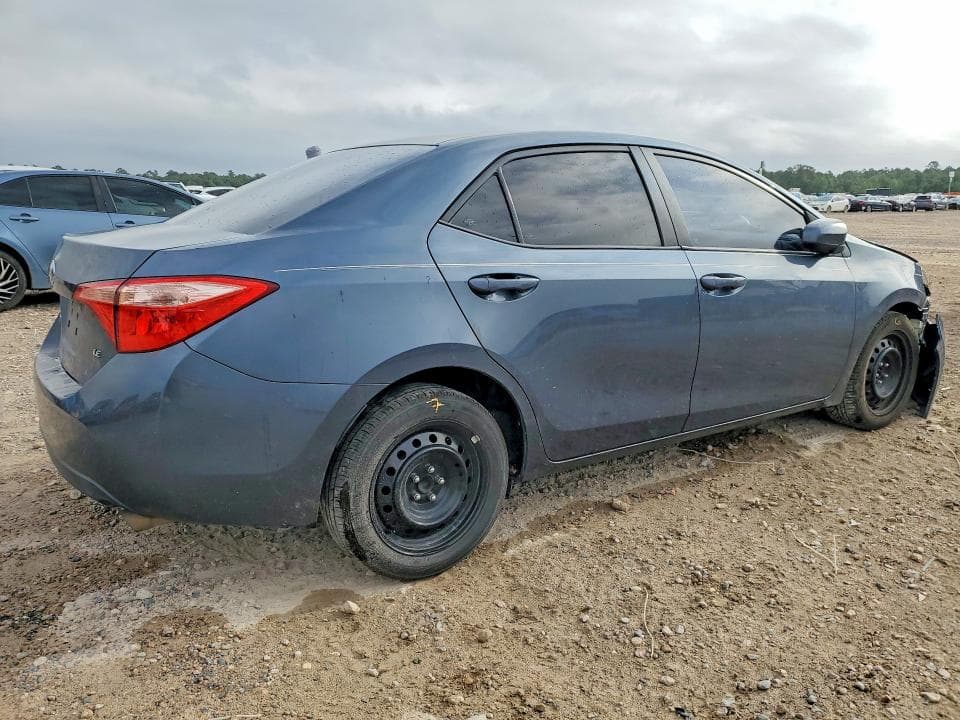 2019 TOYOTA COROLLA LE 3