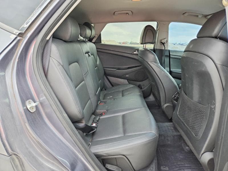 2017 HYUNDAI TUCSON SE PLUS 11