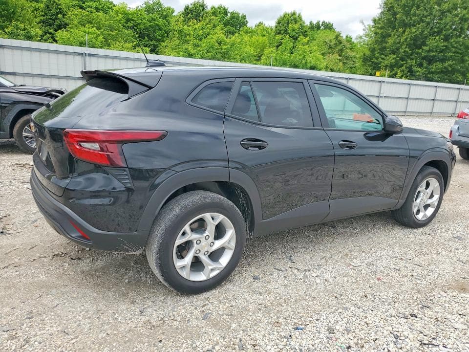2024 CHEVROLET TRAX 1LS 3