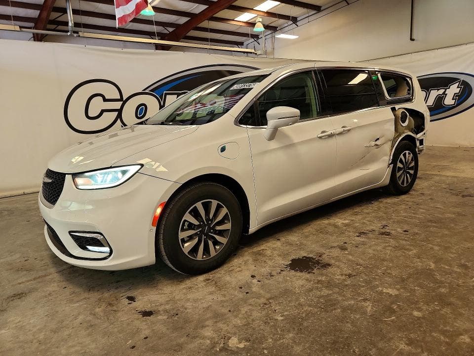 2022 CHRYSLER PACIFICA HYBRID TOURING L - 1
