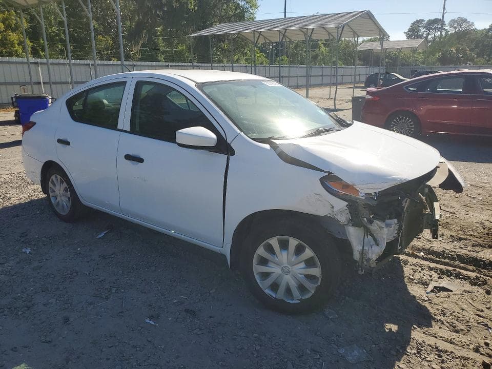 2018 NISSAN VERSA S 4