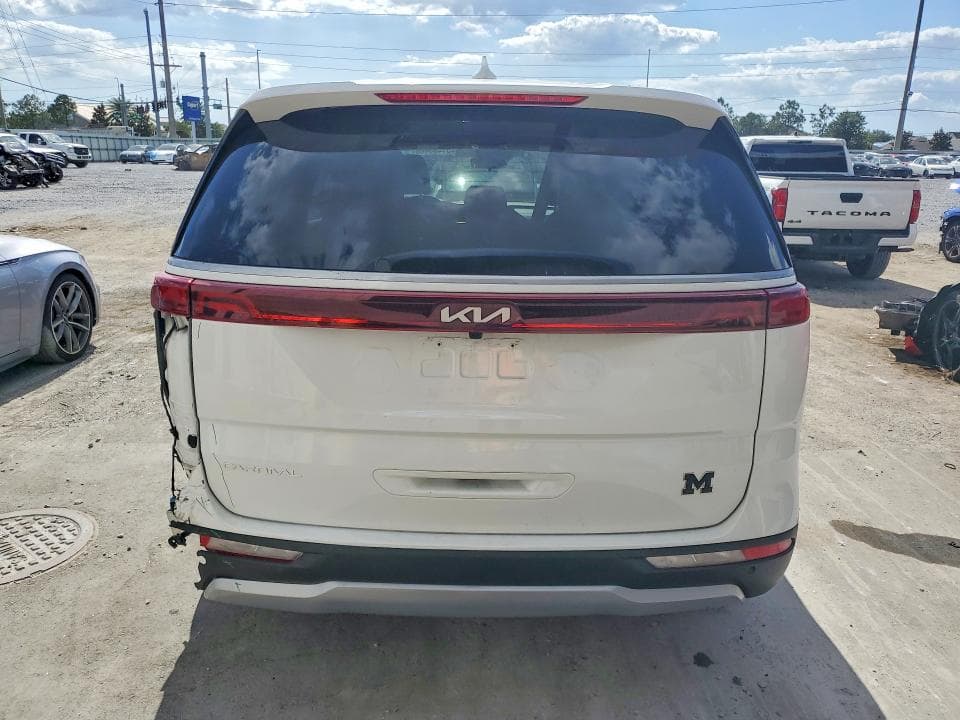 2023 KIA CARNIVAL LX 6