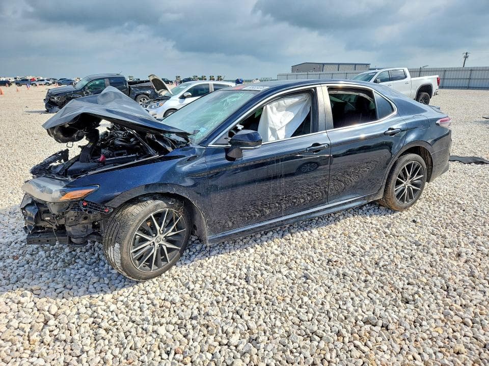 2022 TOYOTA CAMRY SE - 1