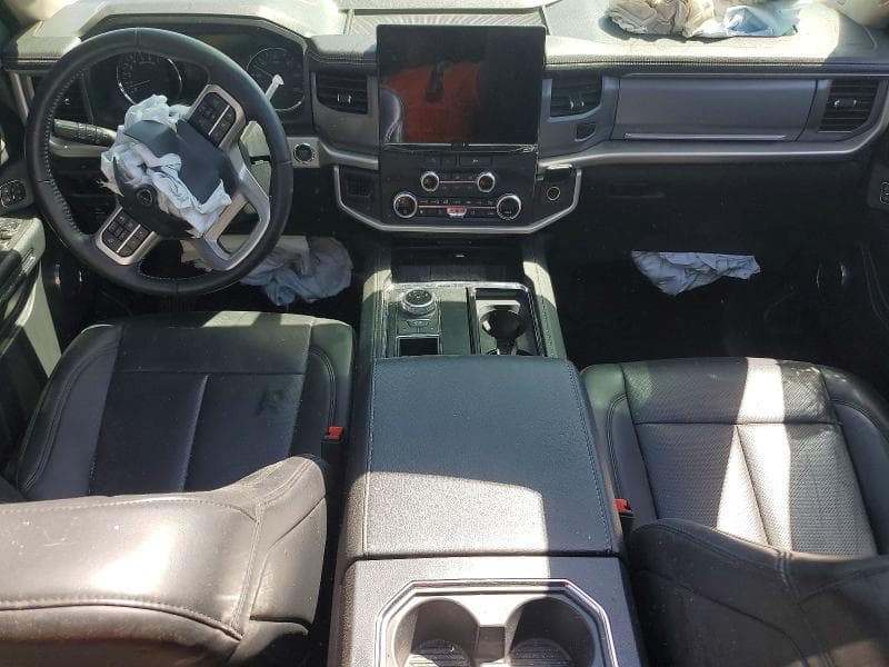 2024 FORD EXPEDITION XLT 8