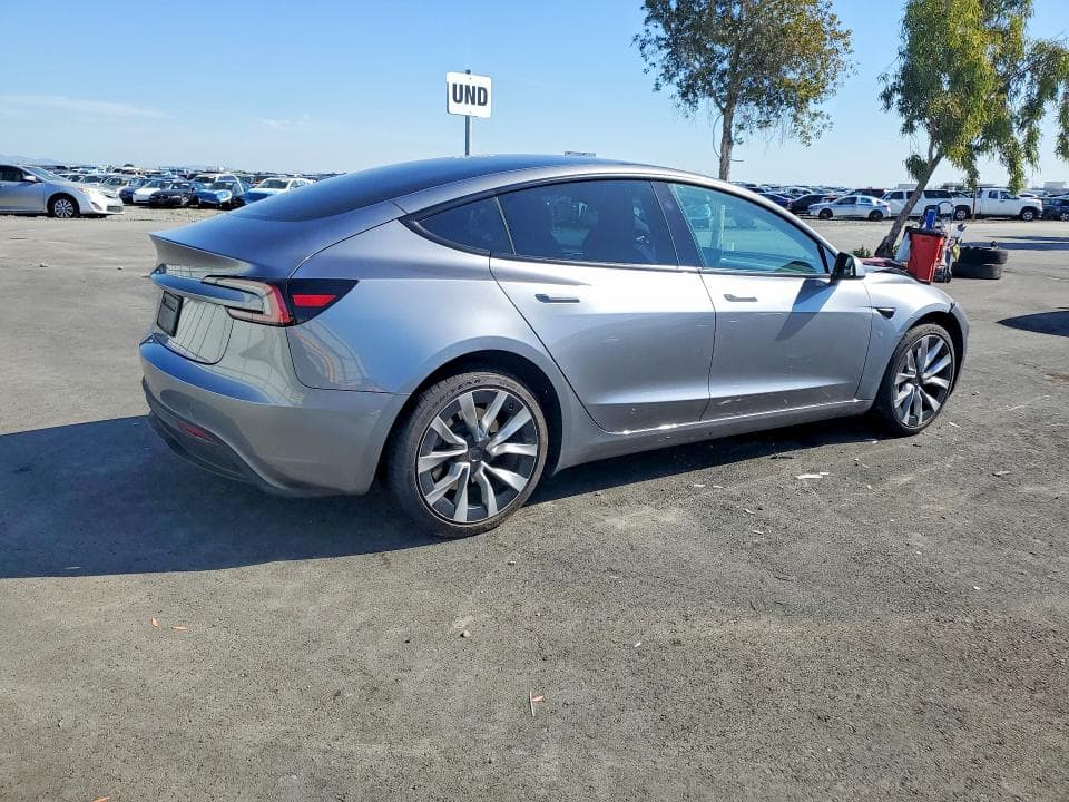 2024 TESLA MODEL 3 3