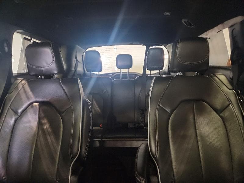 2025 CHRYSLER PACIFICA LIMITED 10