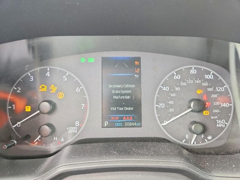 2024 TOYOTA COROLLA LE 9