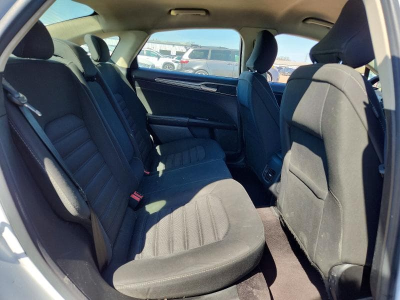 2017 FORD FUSION SE 10
