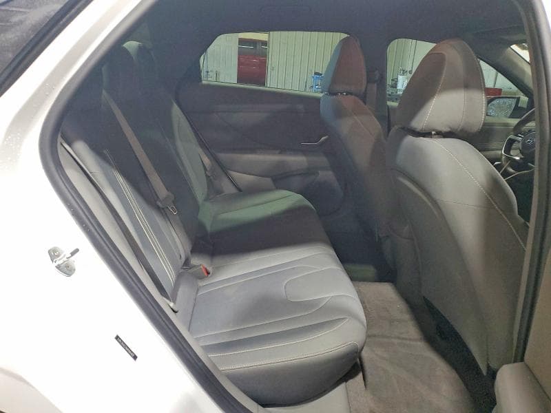 2021 HYUNDAI ELANTRA SEL 10