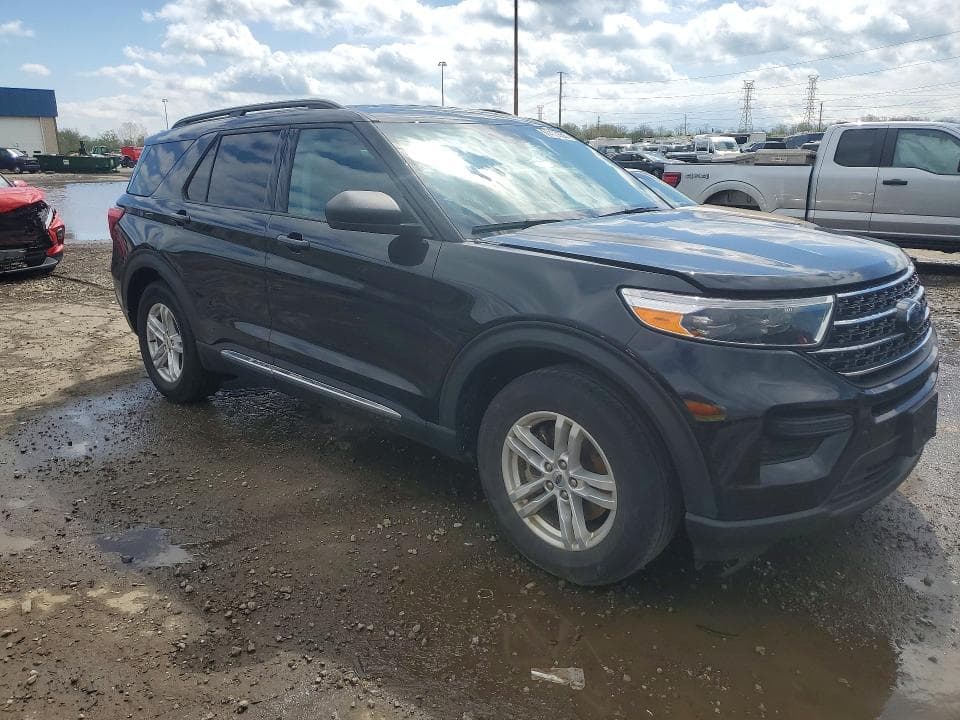 2022 FORD EXPLORER XLT 4