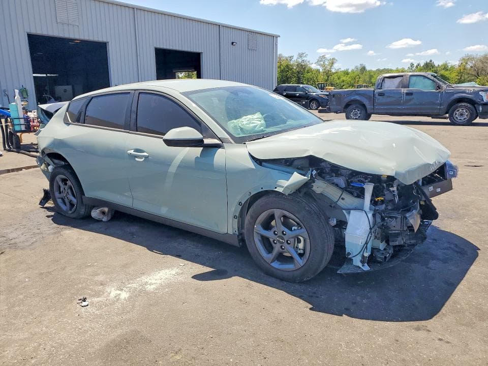 2025 KIA K4 LXS 4