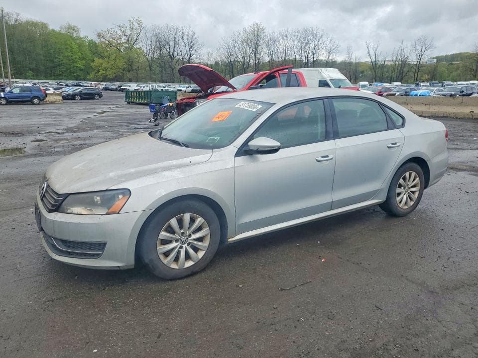 2012 VOLKSWAGEN PASSAT S - 1