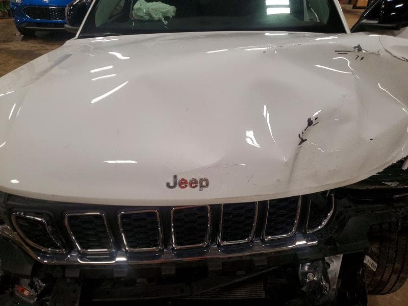 2023 JEEP GRAND CHEROKEE LAREDO 12