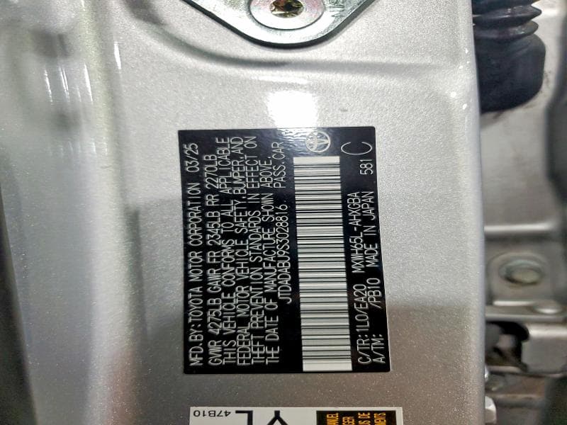 2025 TOYOTA PRIUS XLE 12