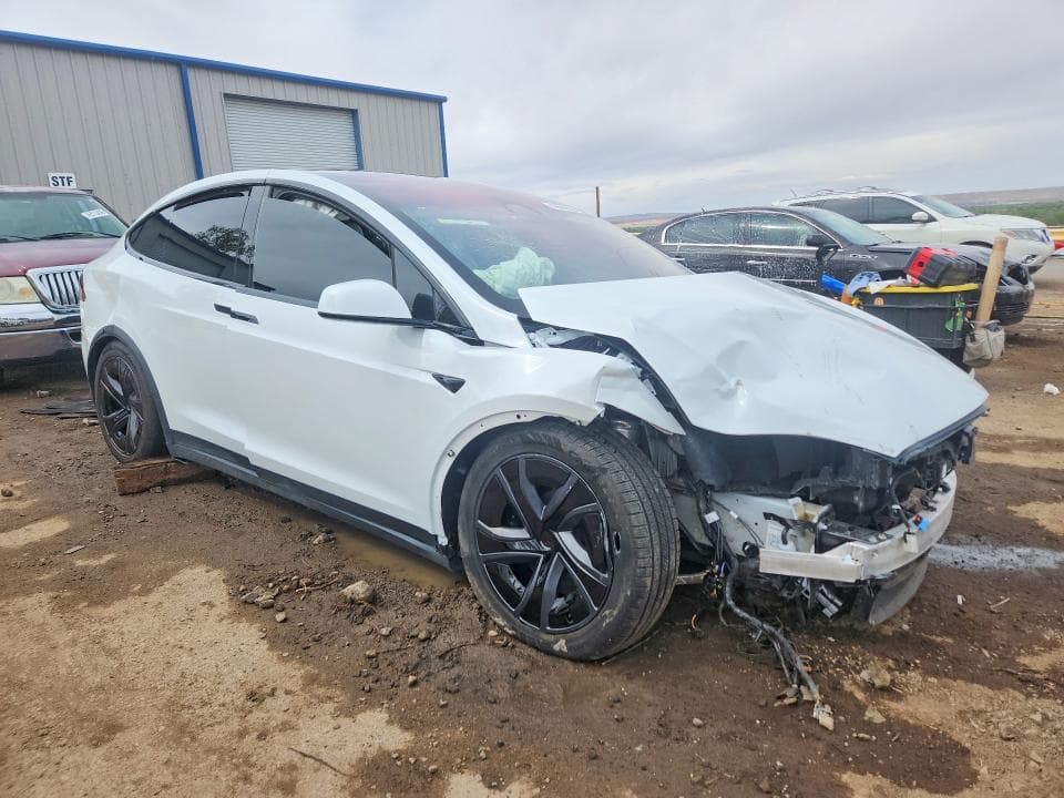 2026 TESLA MODEL X 4