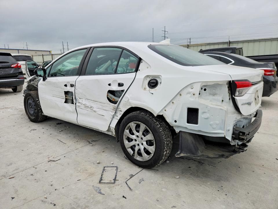 2022 TOYOTA COROLLA LE 2