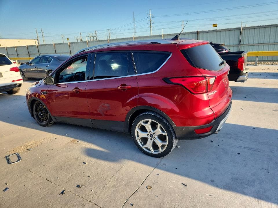 2019 FORD ESCAPE TITANIUM 2