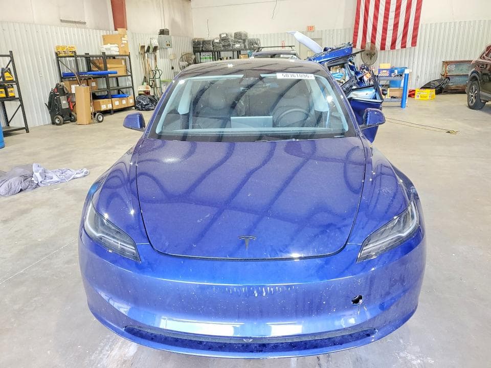 2026 TESLA MODEL 3 5