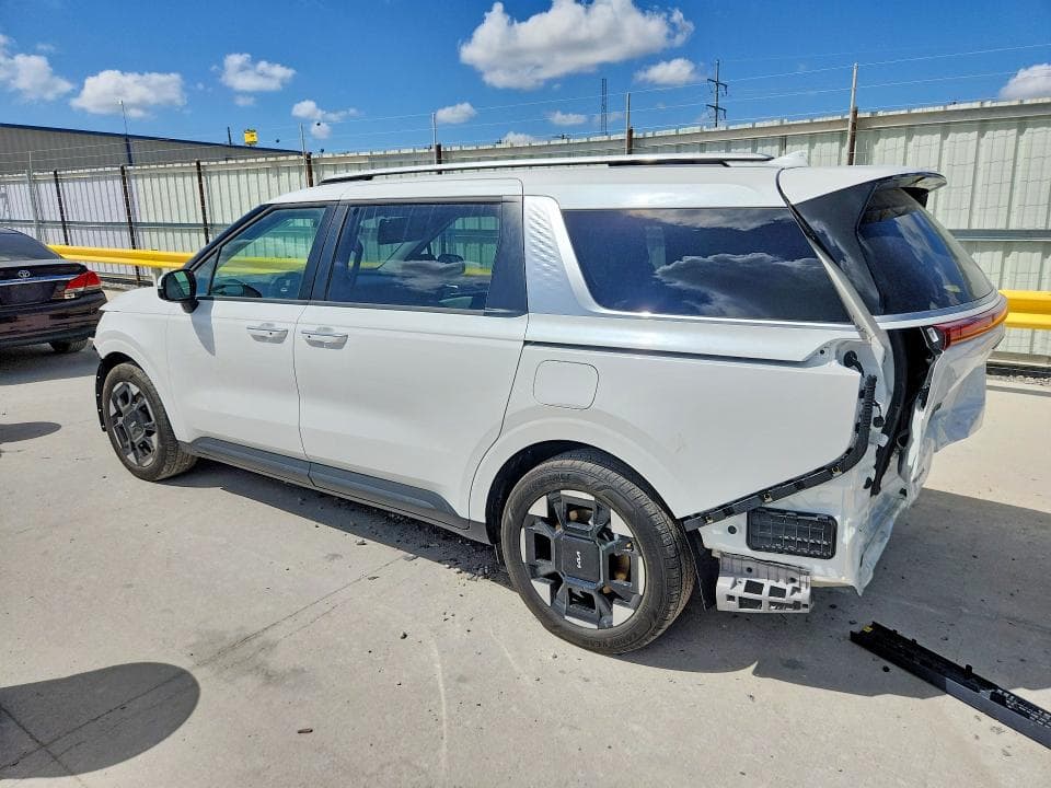 2026 KIA CARNIVAL EX 2