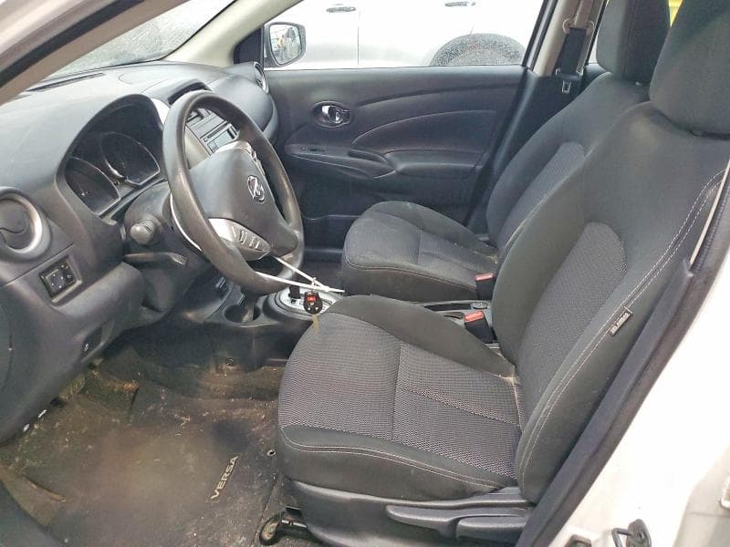 2017 NISSAN VERSA 1.6 SV 7