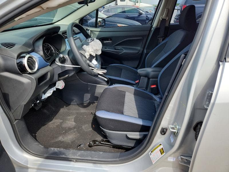 2025 NISSAN VERSA SV 7