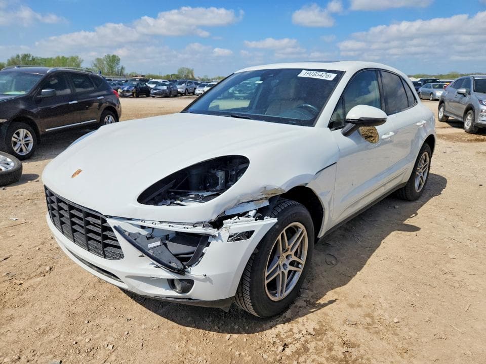 2018 PORSCHE MACAN - 1