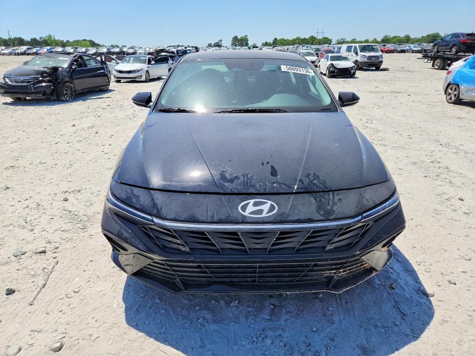 2026 HYUNDAI ELANTRA SE 5