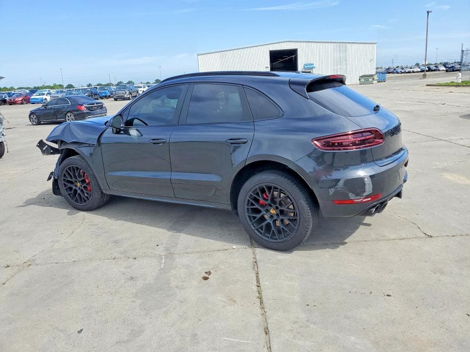 2018 PORSCHE MACAN GTS 2