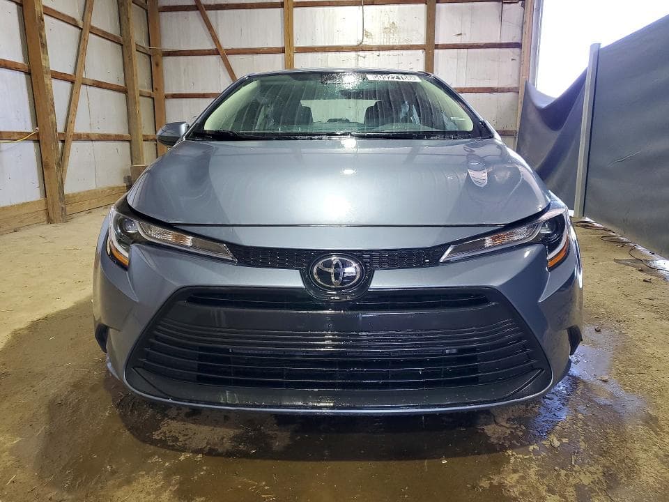 2025 TOYOTA COROLLA LE 5