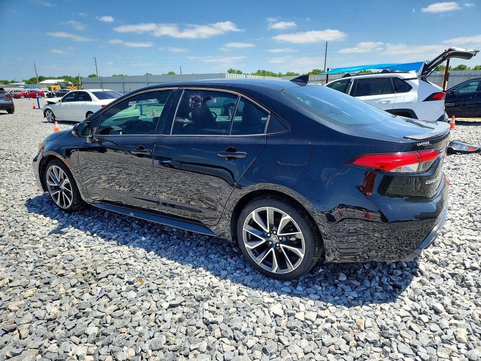 2020 TOYOTA COROLLA XSE 2
