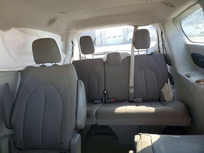 2017 CHRYSLER PACIFICA TOURING 19